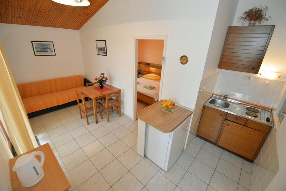 Apartments Viola Betina  Habitación foto